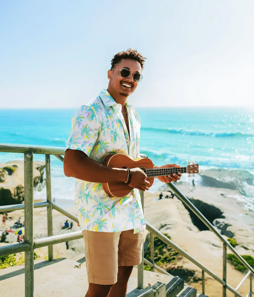 Tipsy Elves Men's Vibrant Vacation Hawaiian Shirt